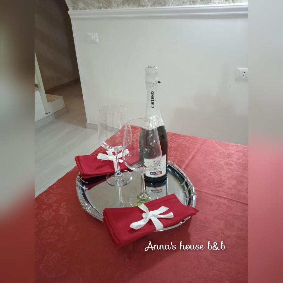 Anna'S House Bed & Breakfast Таранто Екстериор снимка